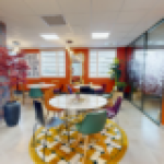 Bureaux hybrides, salariés hybrides, management hybride : comment suivre le mouvement sans se perdre ?