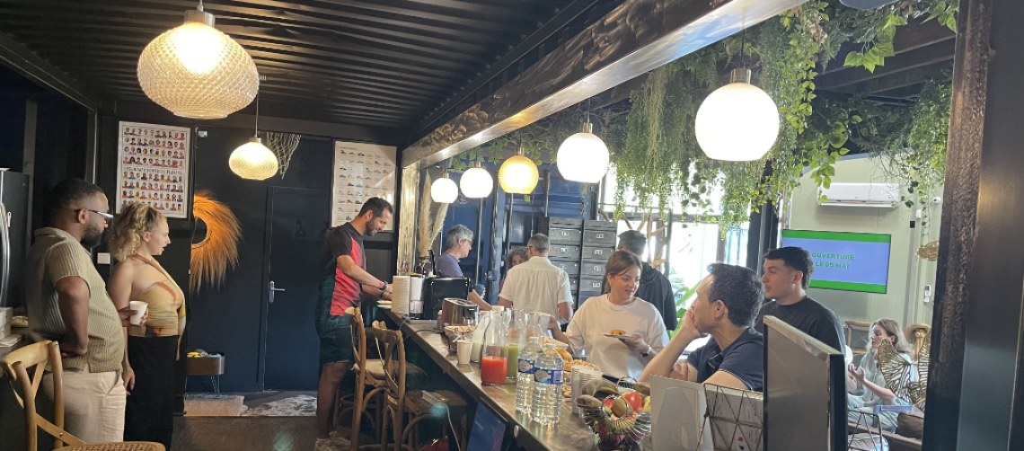 Créer des liens - Petit déjeuner voisins B&Co Lattes