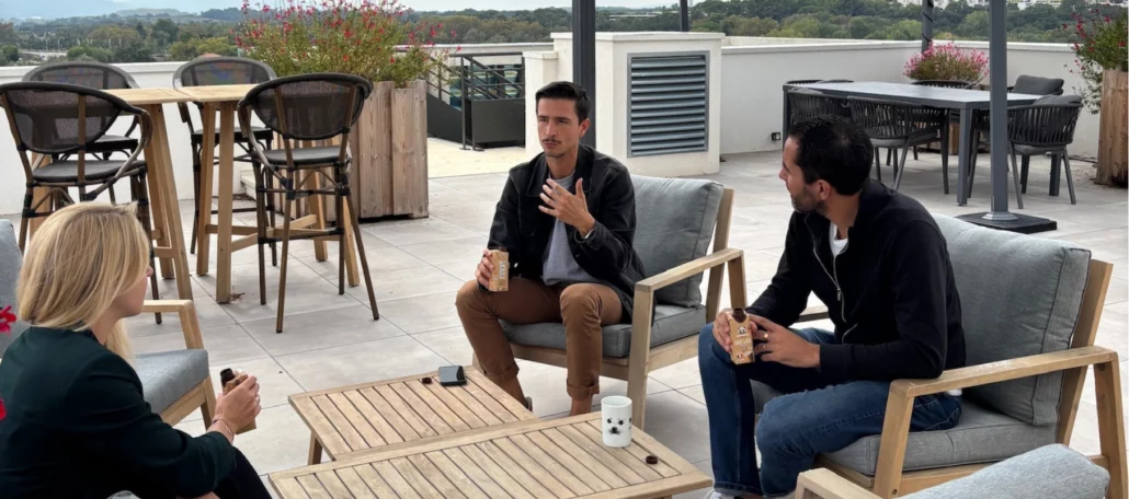 Discussion sur le rooftop de B&Co Le César